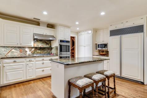9009 Arbor Park Drive Dallas TX 75243
