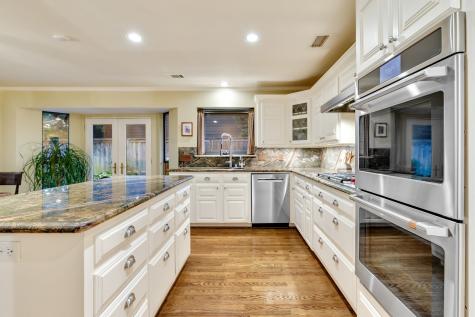 9009 Arbor Park Drive Dallas TX 75243
