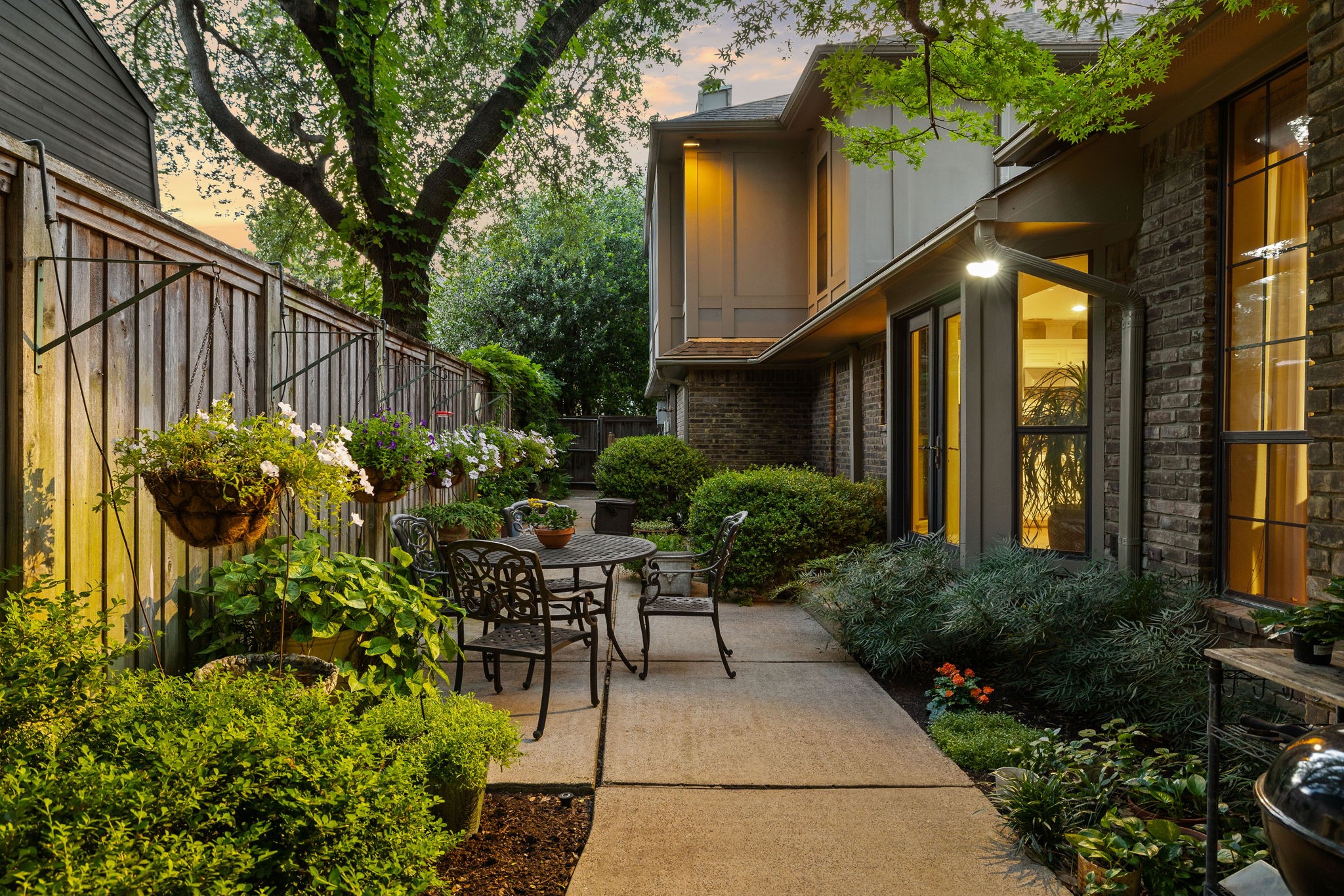 9009 Arbor Park Drive Dallas TX 75243