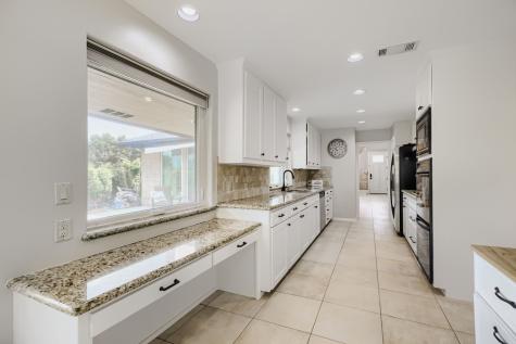 6033 Daven Oaks Drive Dallas TX 75248