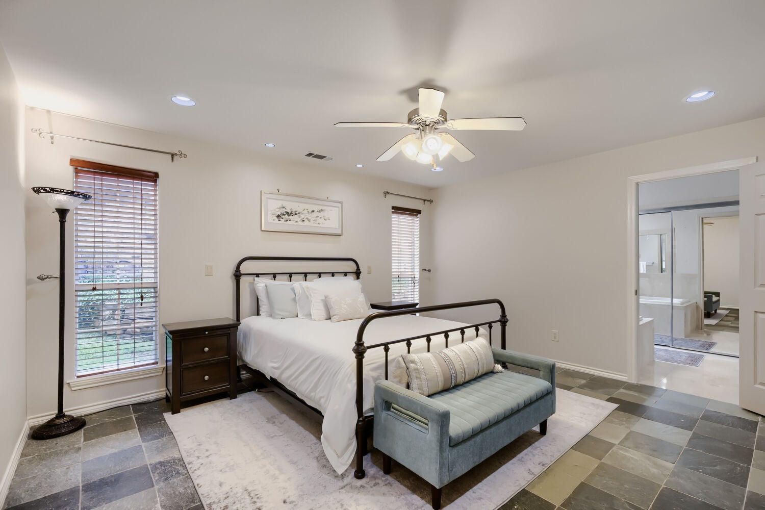 6033 Daven Oaks Drive Dallas TX 75248