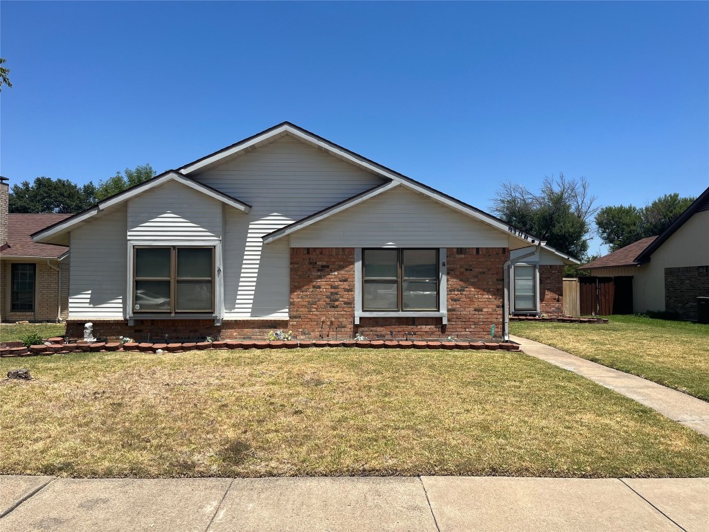 5306 Barcelona Drive Garland TX 75043