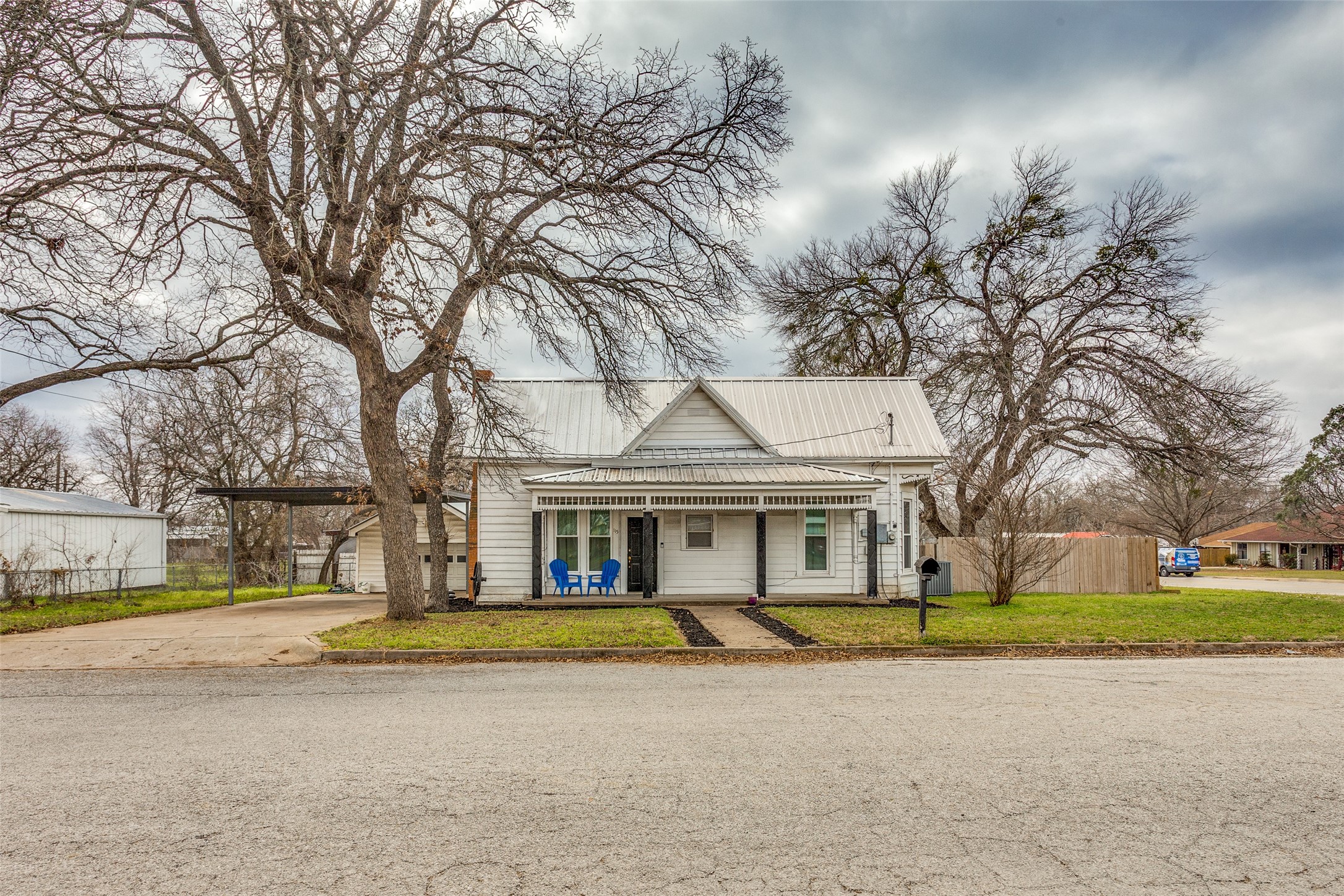 115 W 2nd Street Weatherford TX 76086
