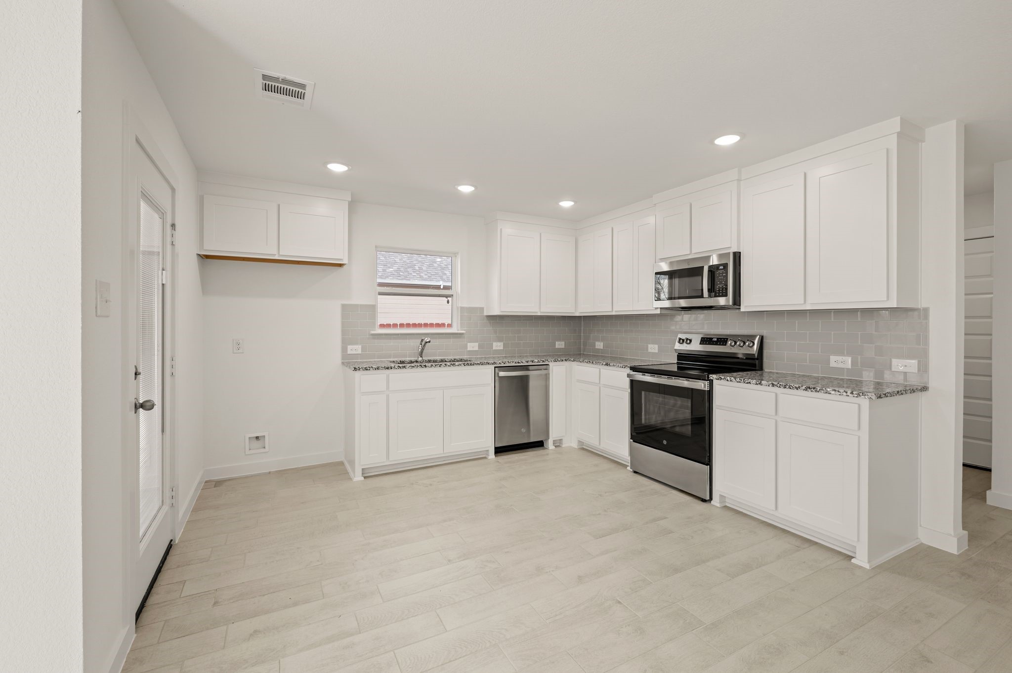 217 Shady Oaks Drive Runaway Bay TX 76426