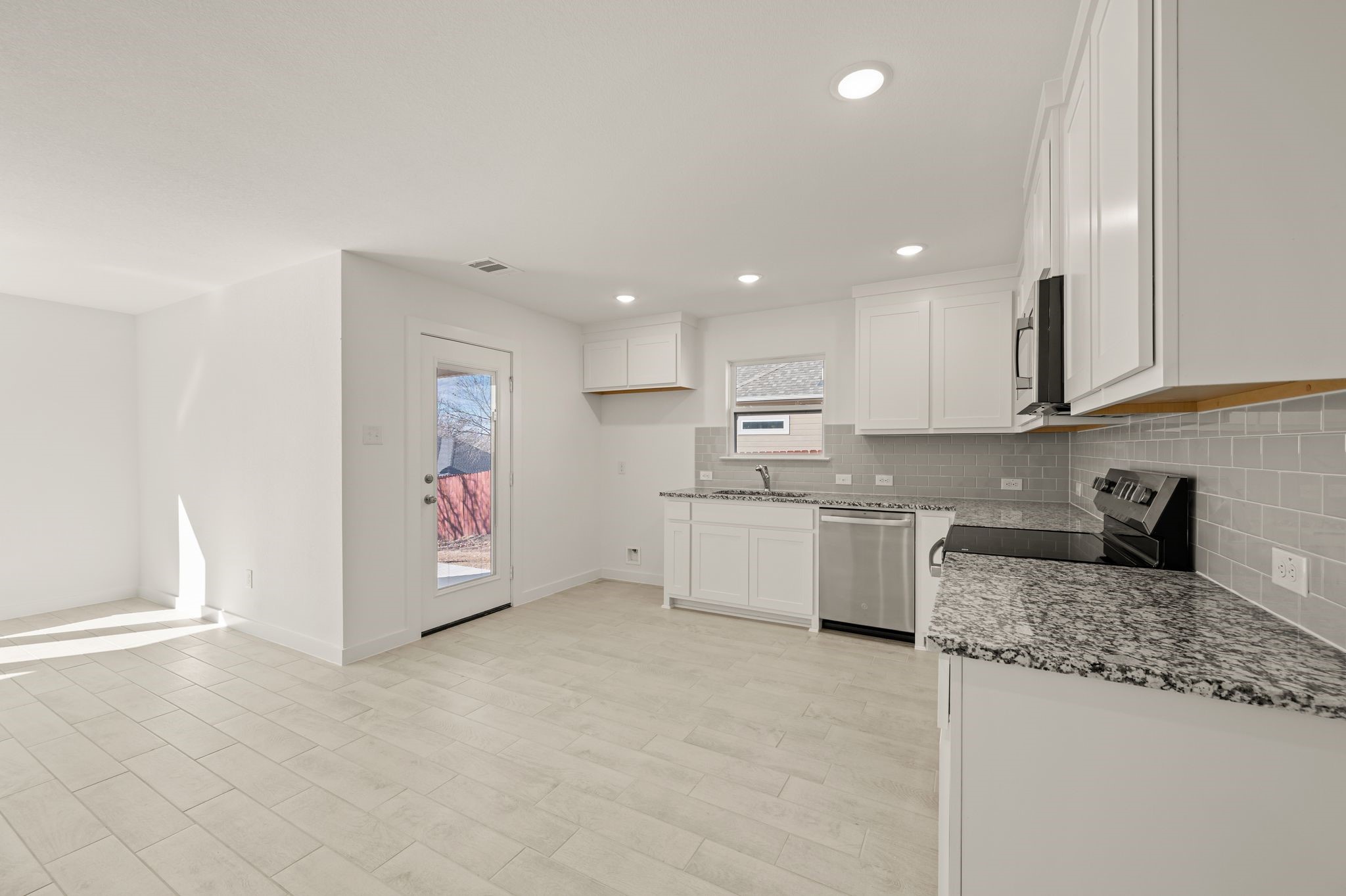 217 Shady Oaks Drive Runaway Bay TX 76426