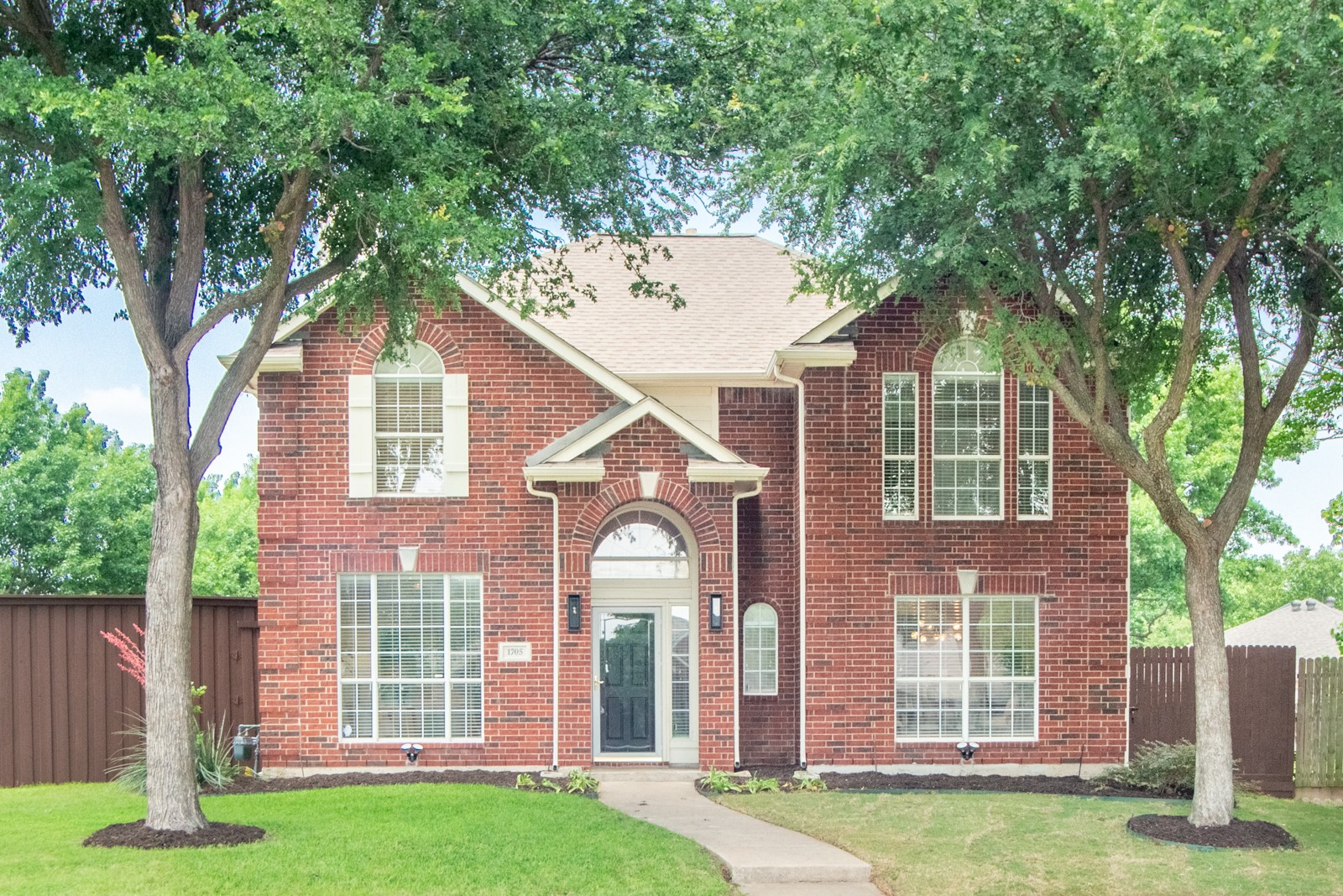 1705 Leander Court Allen TX 75002