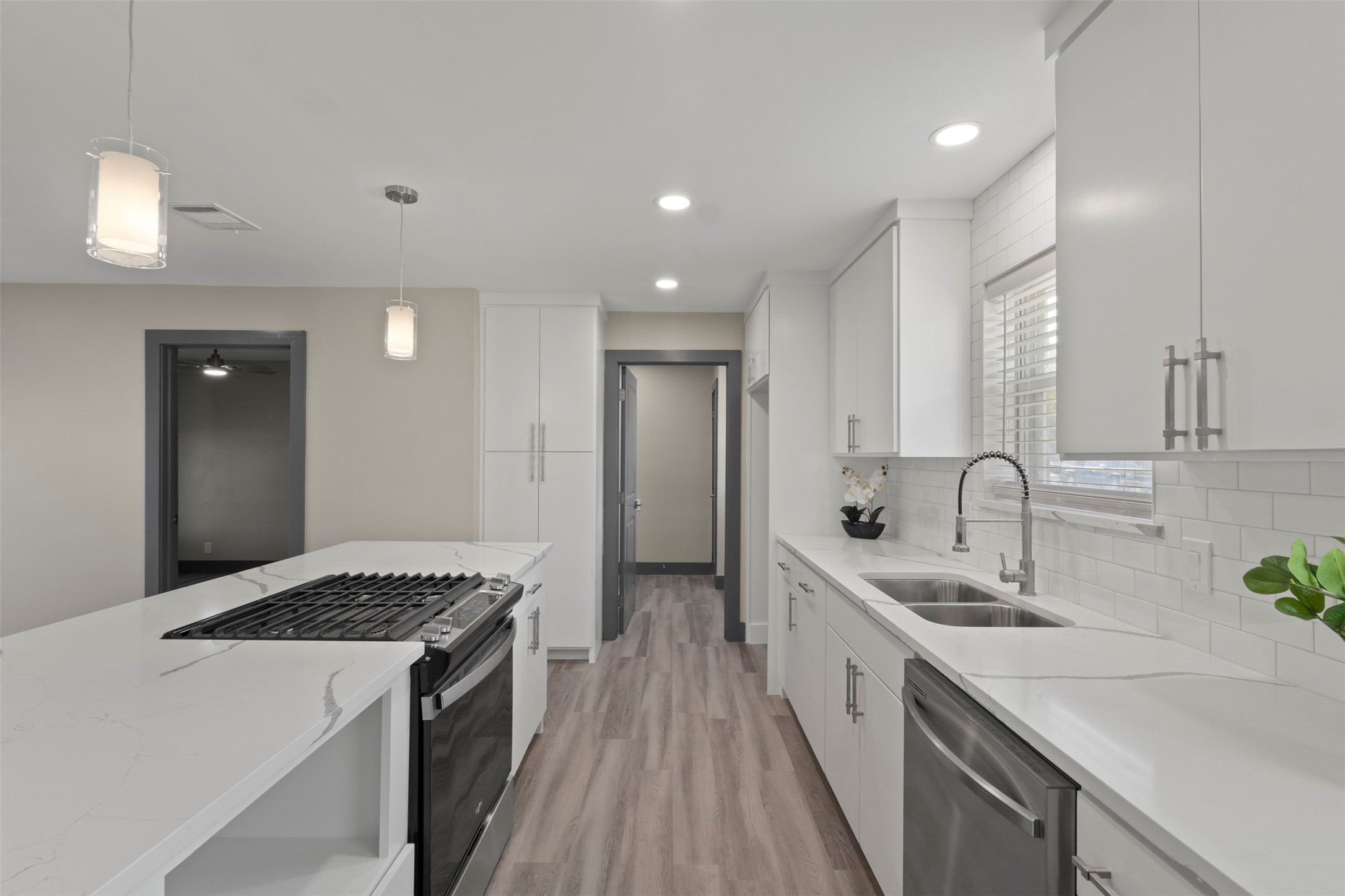 1006 Shorehaven Drive Garland TX 75040