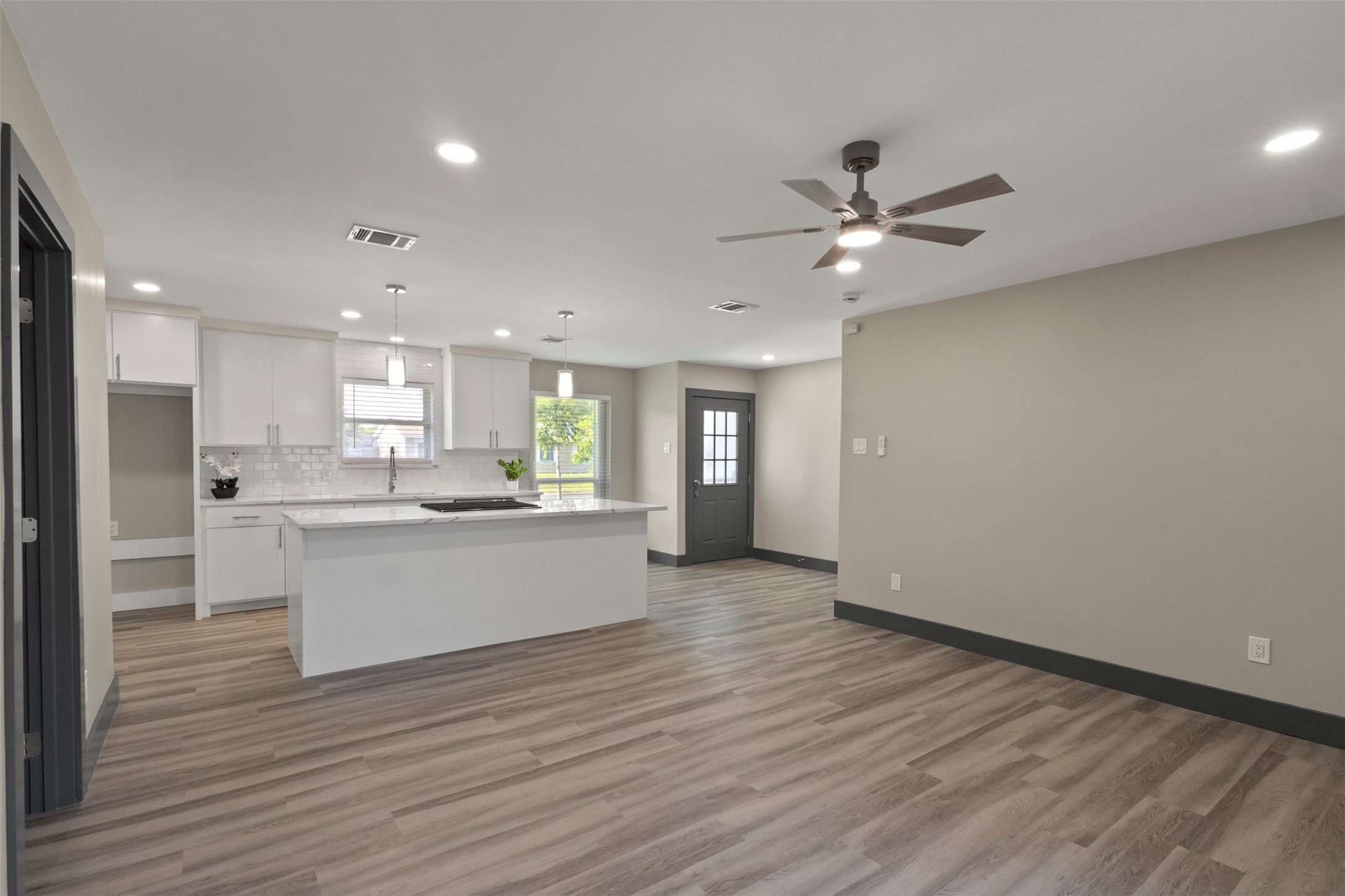 1006 Shorehaven Drive Garland TX 75040