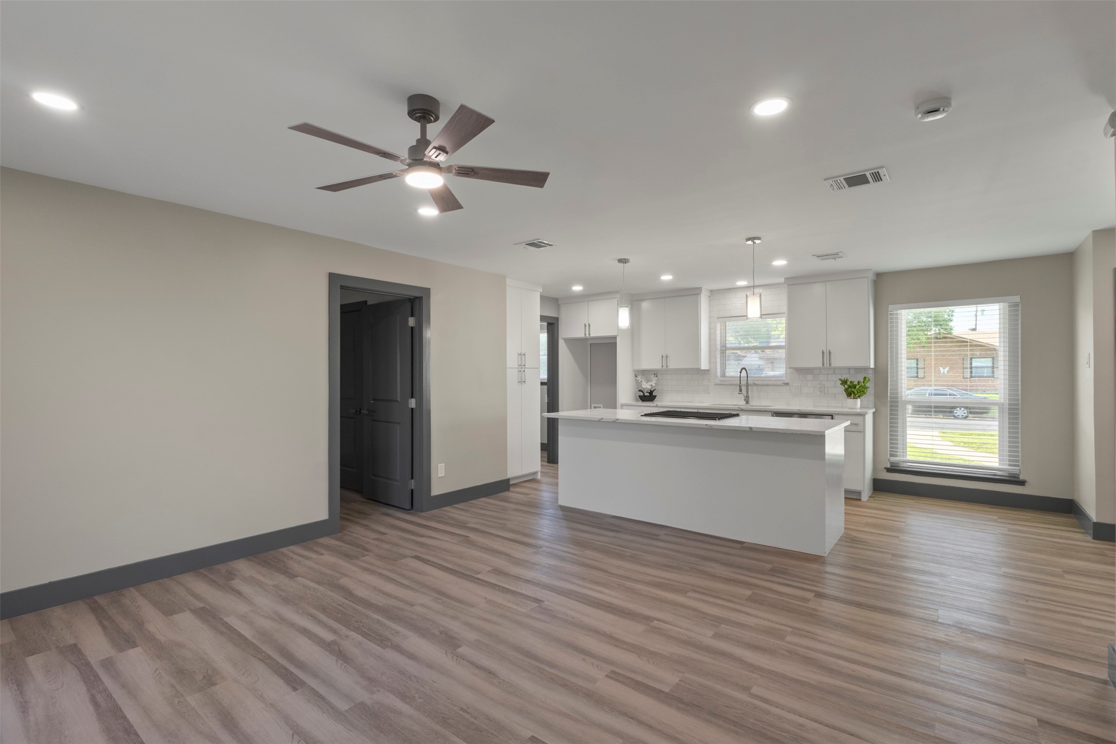 1006 Shorehaven Drive Garland TX 75040