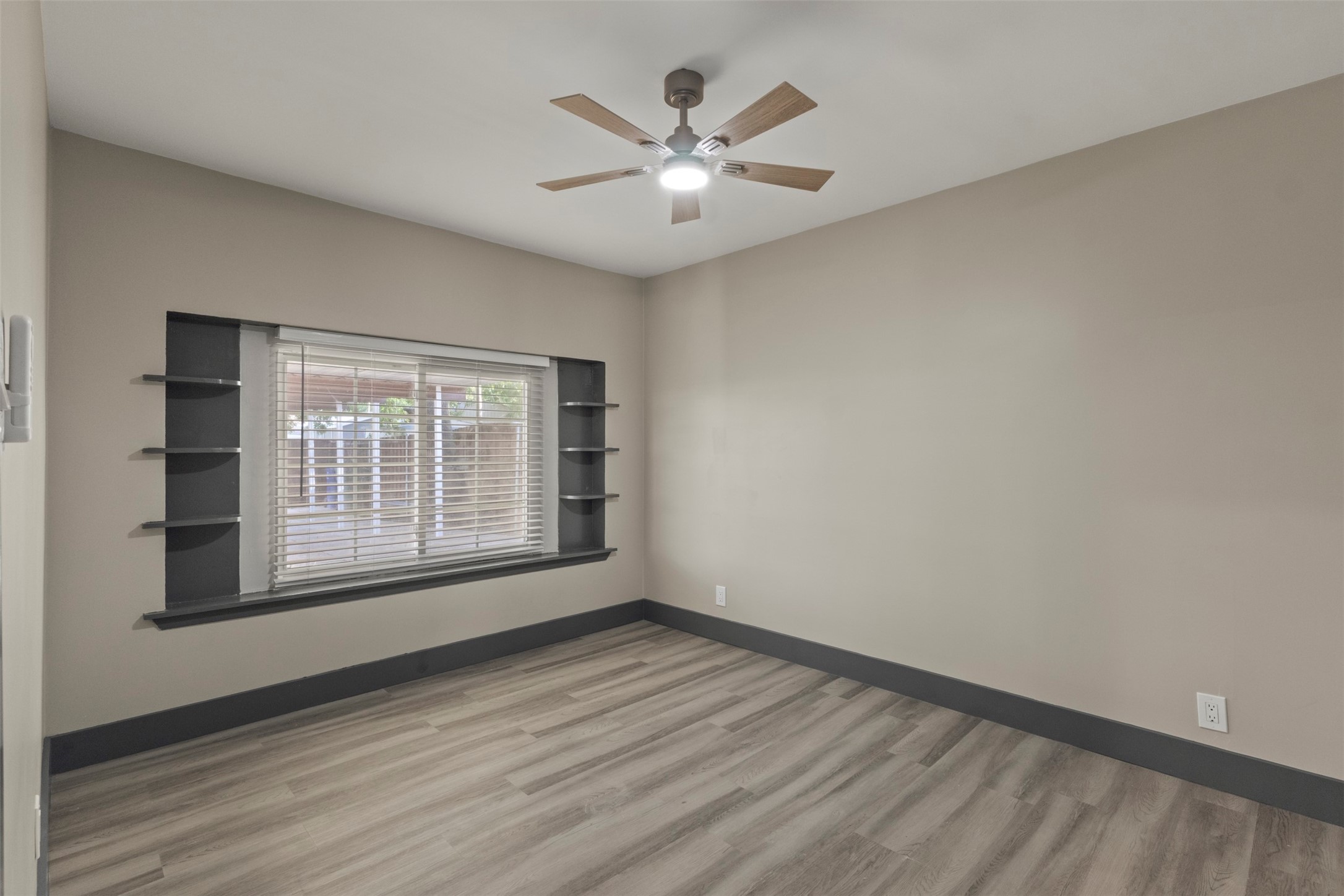 1006 Shorehaven Drive Garland TX 75040