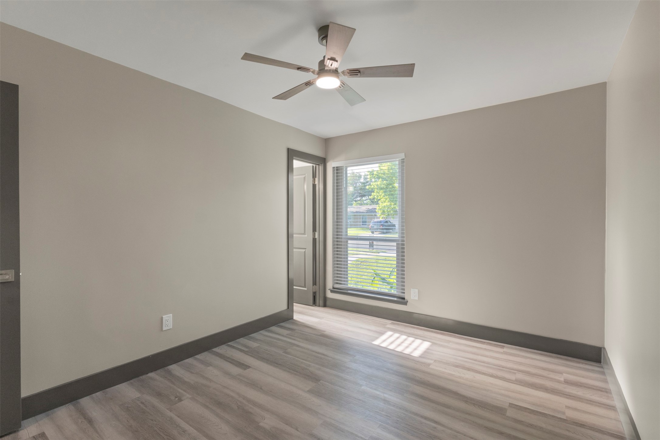 1006 Shorehaven Drive Garland TX 75040