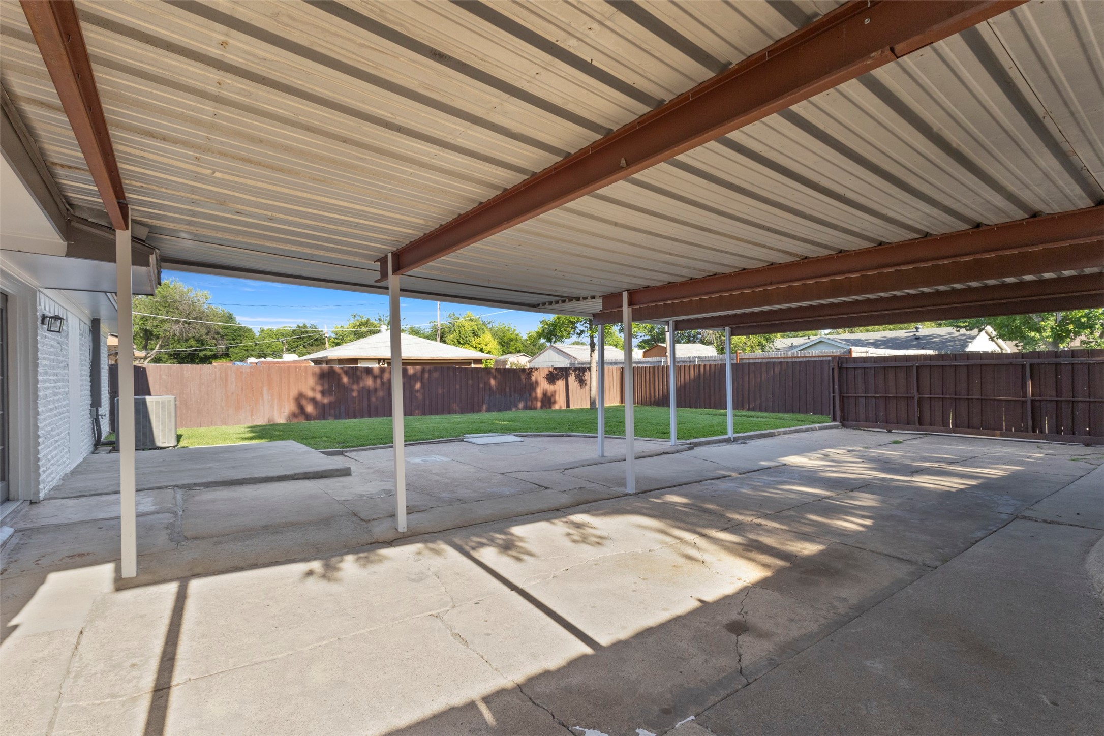 1006 Shorehaven Drive Garland TX 75040