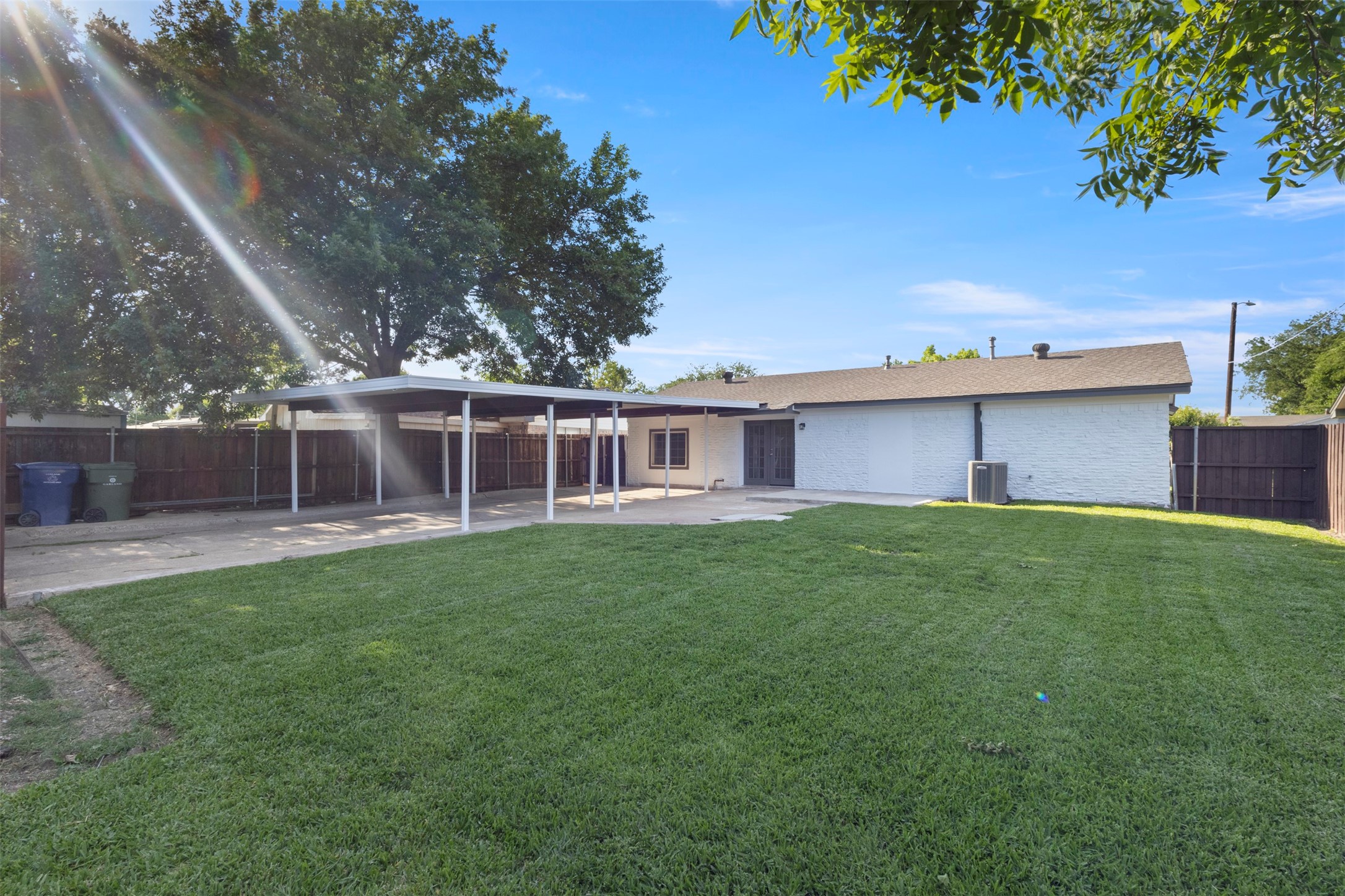 1006 Shorehaven Drive Garland TX 75040