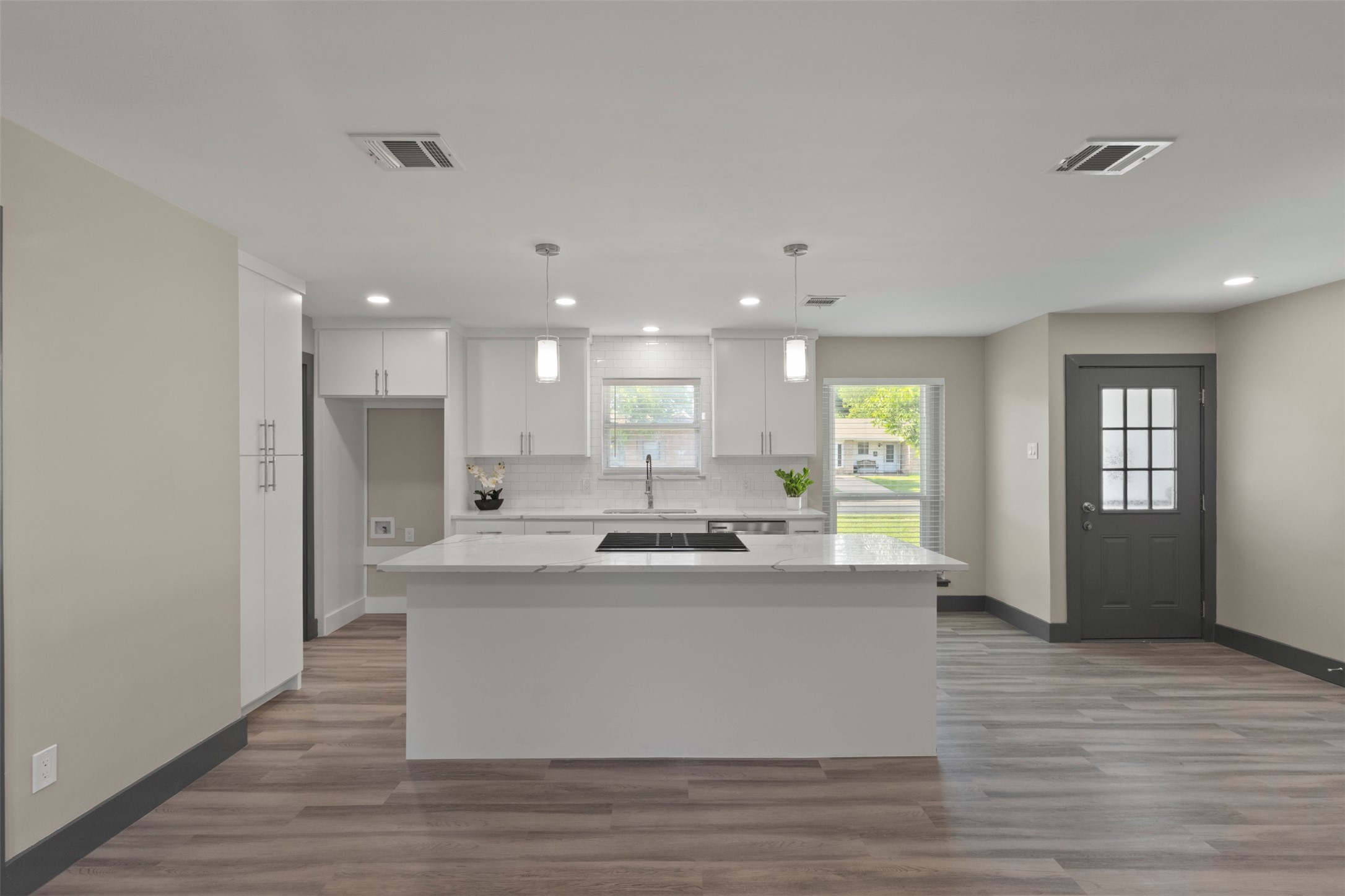 1006 Shorehaven Drive Garland TX 75040