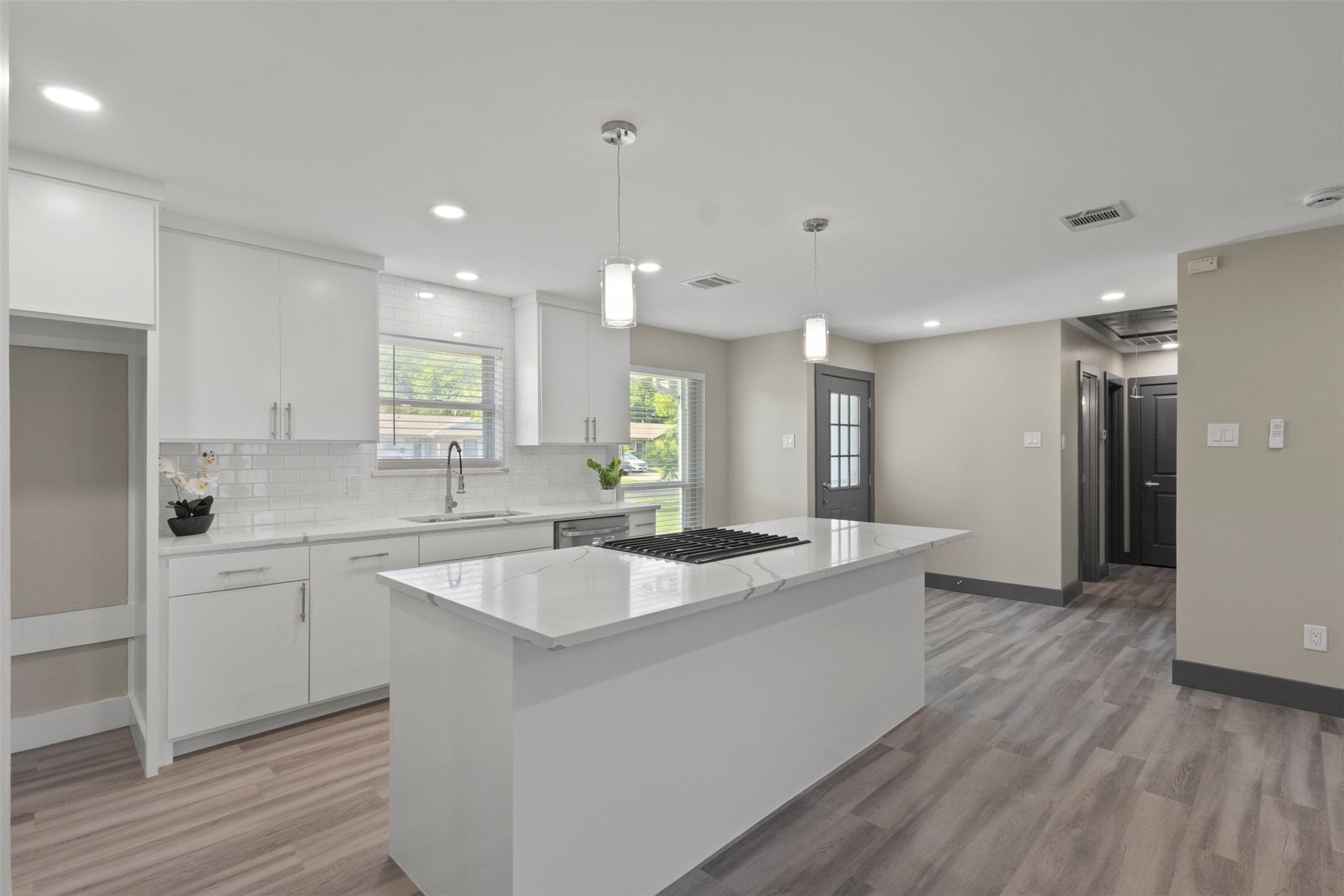 1006 Shorehaven Drive Garland TX 75040