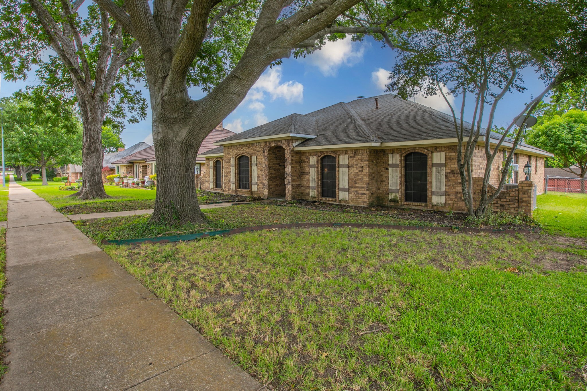 3302 Oxford Drive Rowlett TX 75088