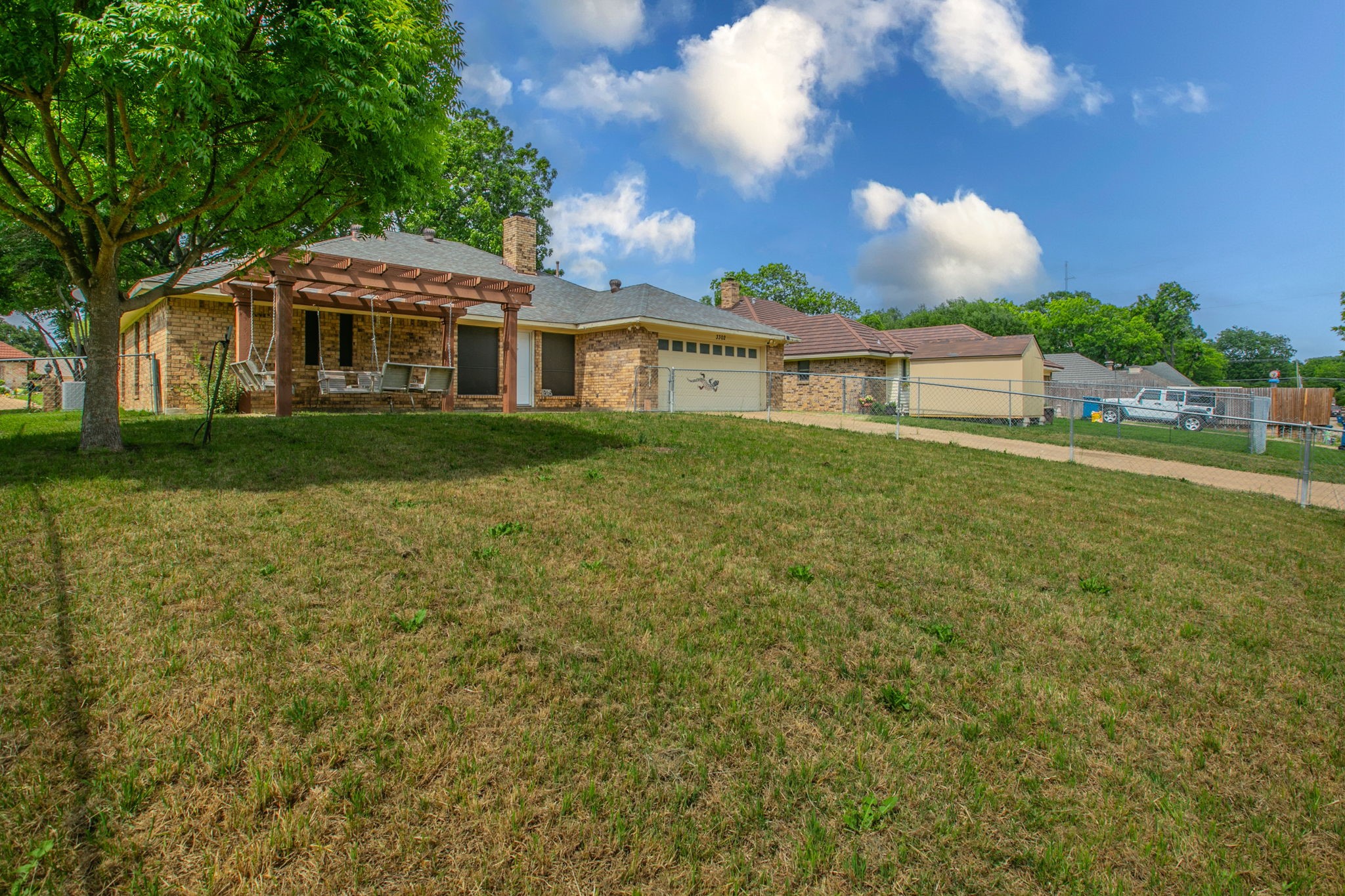 3302 Oxford Drive Rowlett TX 75088