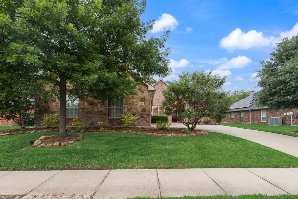 1613 Woodlawn Avenue Royse City TX 75189