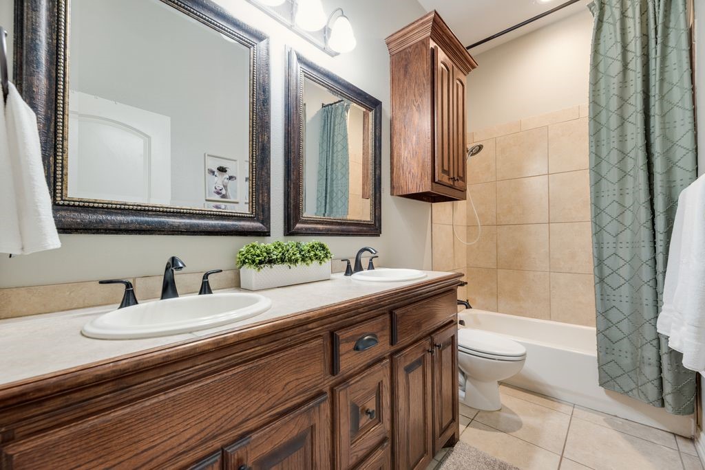 1613 Woodlawn Avenue Royse City TX 75189