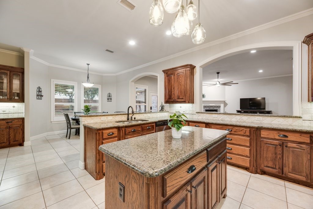 1613 Woodlawn Avenue Royse City TX 75189
