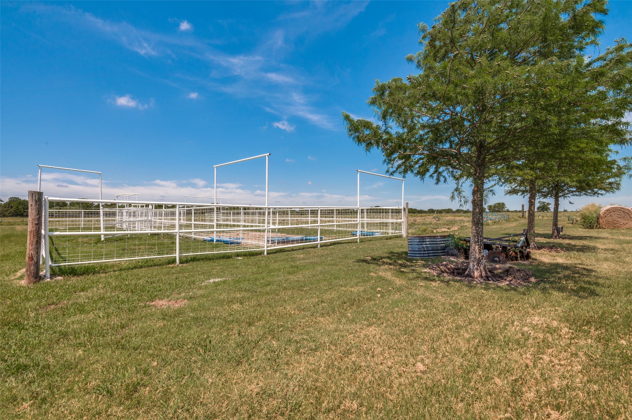 9121 NE County Road 2170 Powell TX 75153