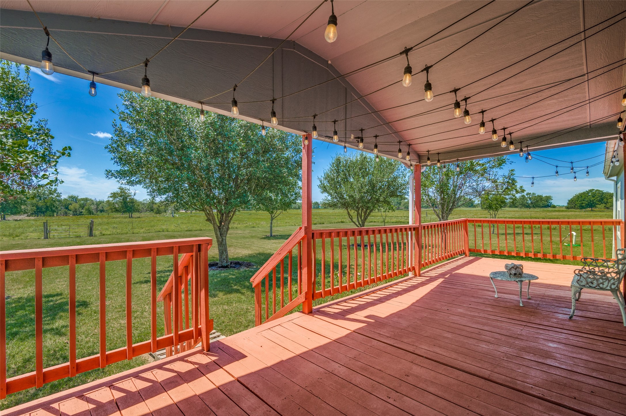 9121 NE County Road 2170 Powell TX 75153