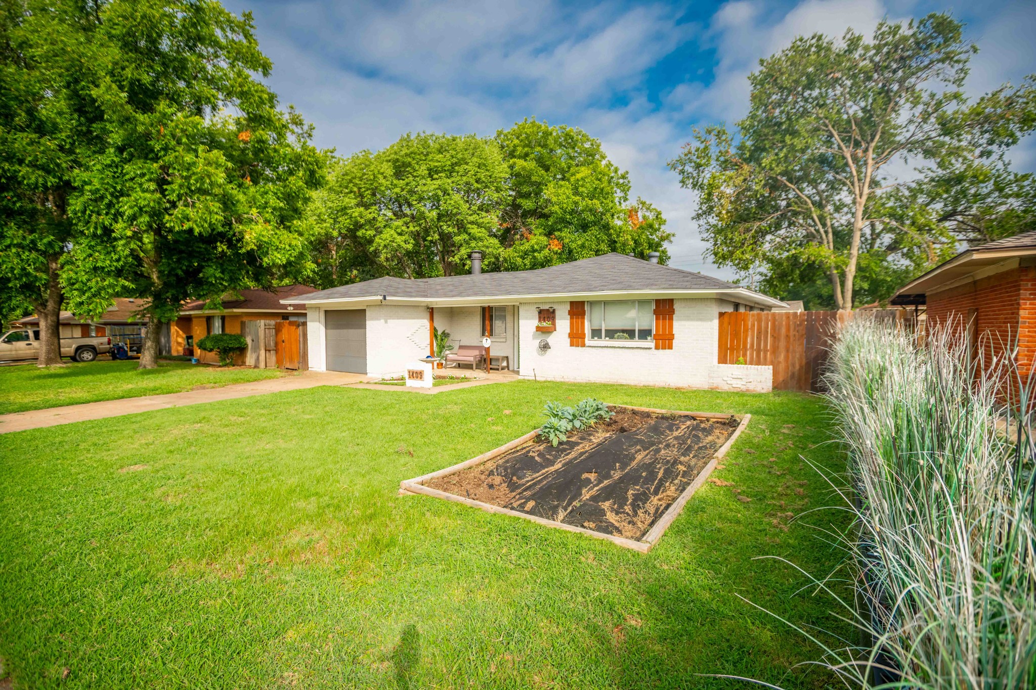 1409 Andrew Street Mesquite TX 75149