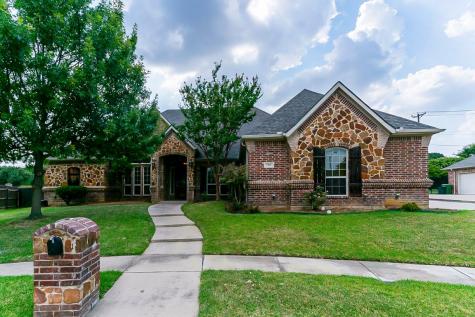 7905 Forest Ridge Court North Richland Hills TX 76182