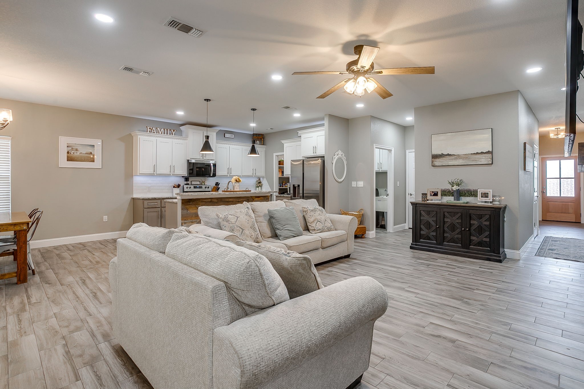 409 Titus Drive Springtown TX 76082