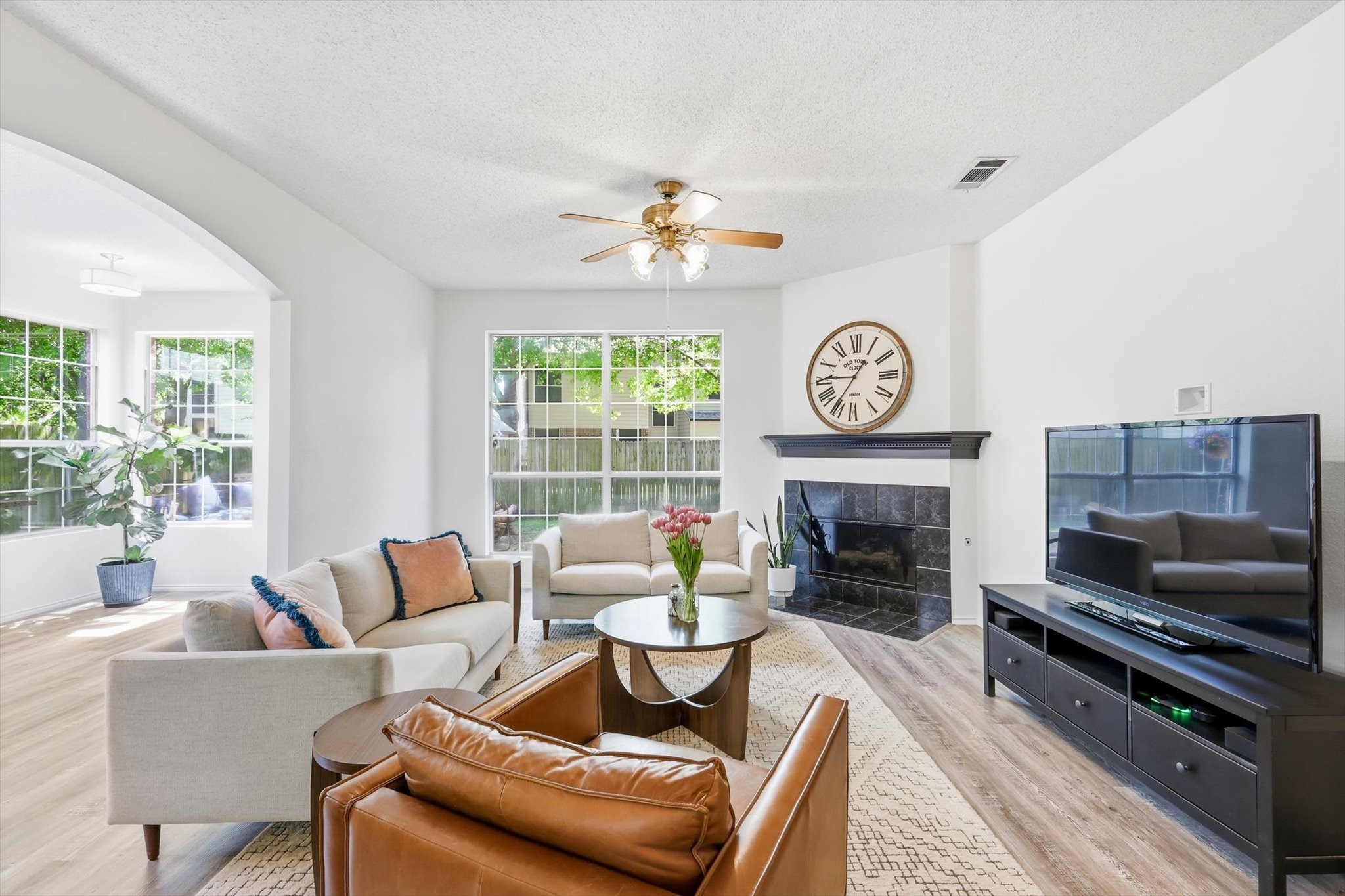 239 High Pointe Lane Cedar Hill TX 75104