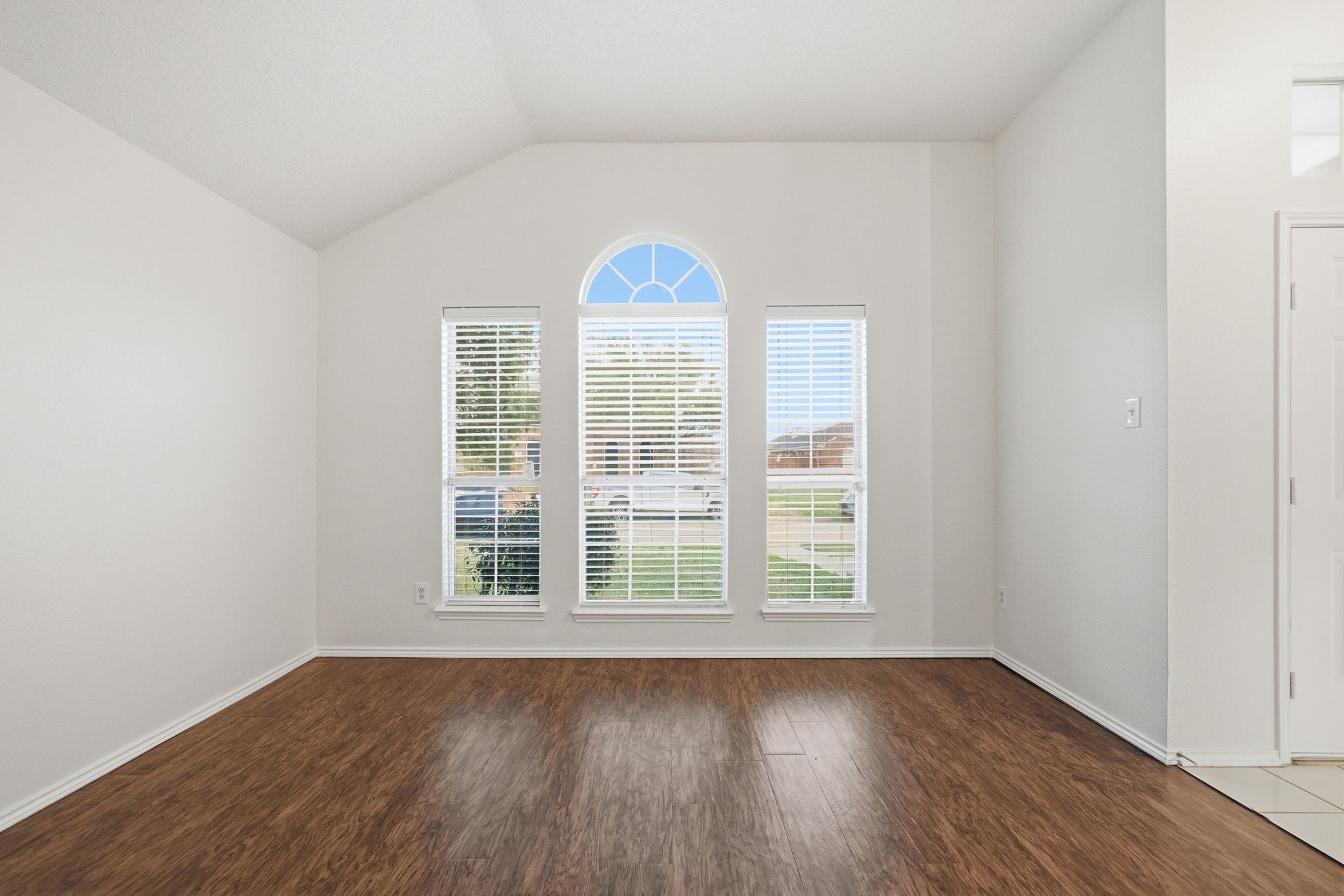 2525 Crooked Creek Mesquite TX 75181