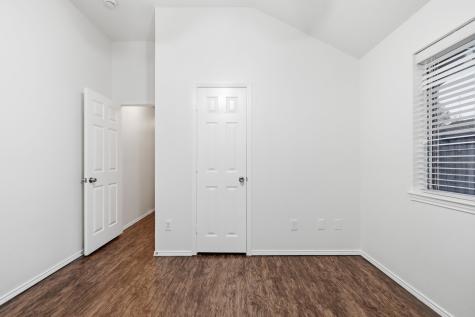 2525 Crooked Creek Mesquite TX 75181