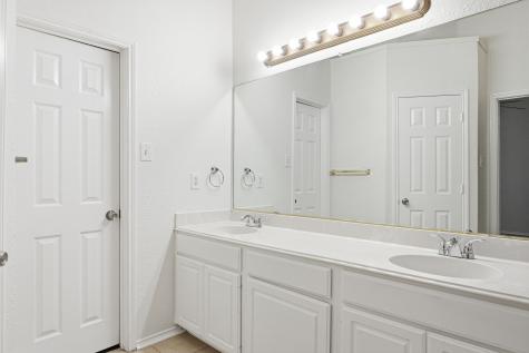 2525 Crooked Creek Mesquite TX 75181
