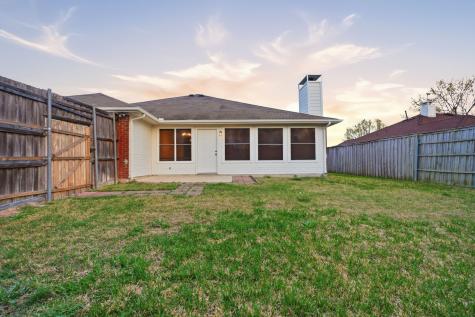 2525 Crooked Creek Mesquite TX 75181
