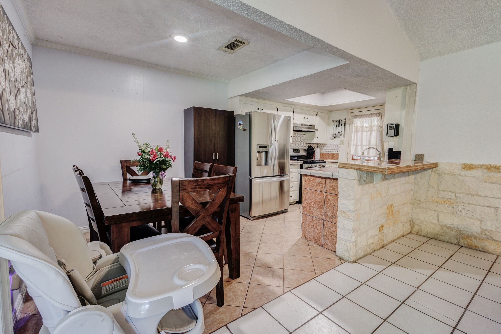 509 E Phillip Court Grand Prairie TX 75051