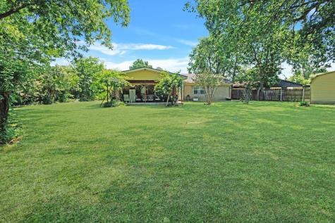 509 E Phillips Court Grand Prairie TX 75051