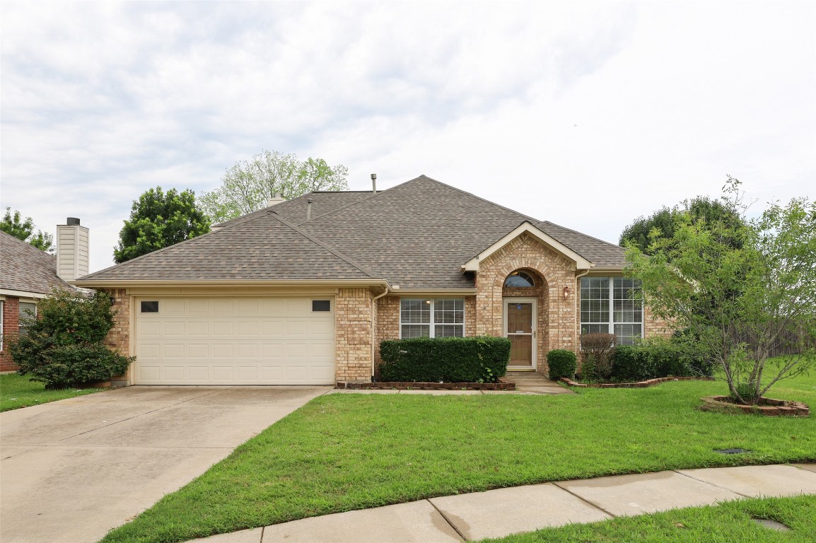 8 Willowstone Court Mansfield TX 76063