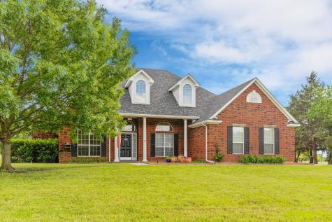 228 Parker Road Van Alstyne TX 75495