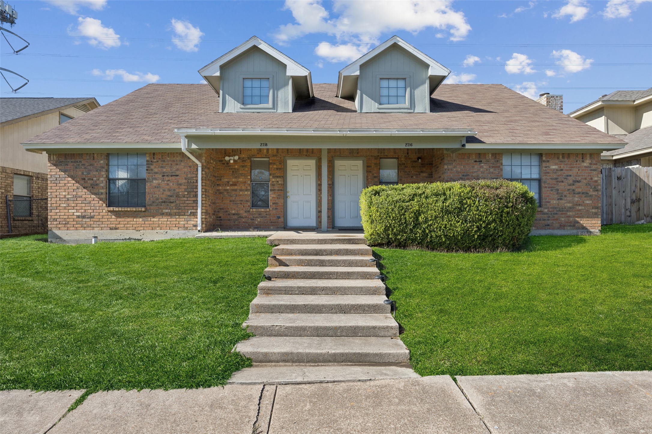 2718 Sherry Street Arlington TX 76014