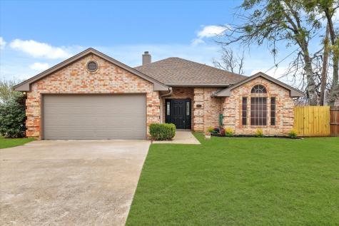 544 NW Wintercrest Road Burleson TX 76028