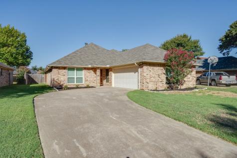 6801 Megan Lane North Richland Hills TX 76182
