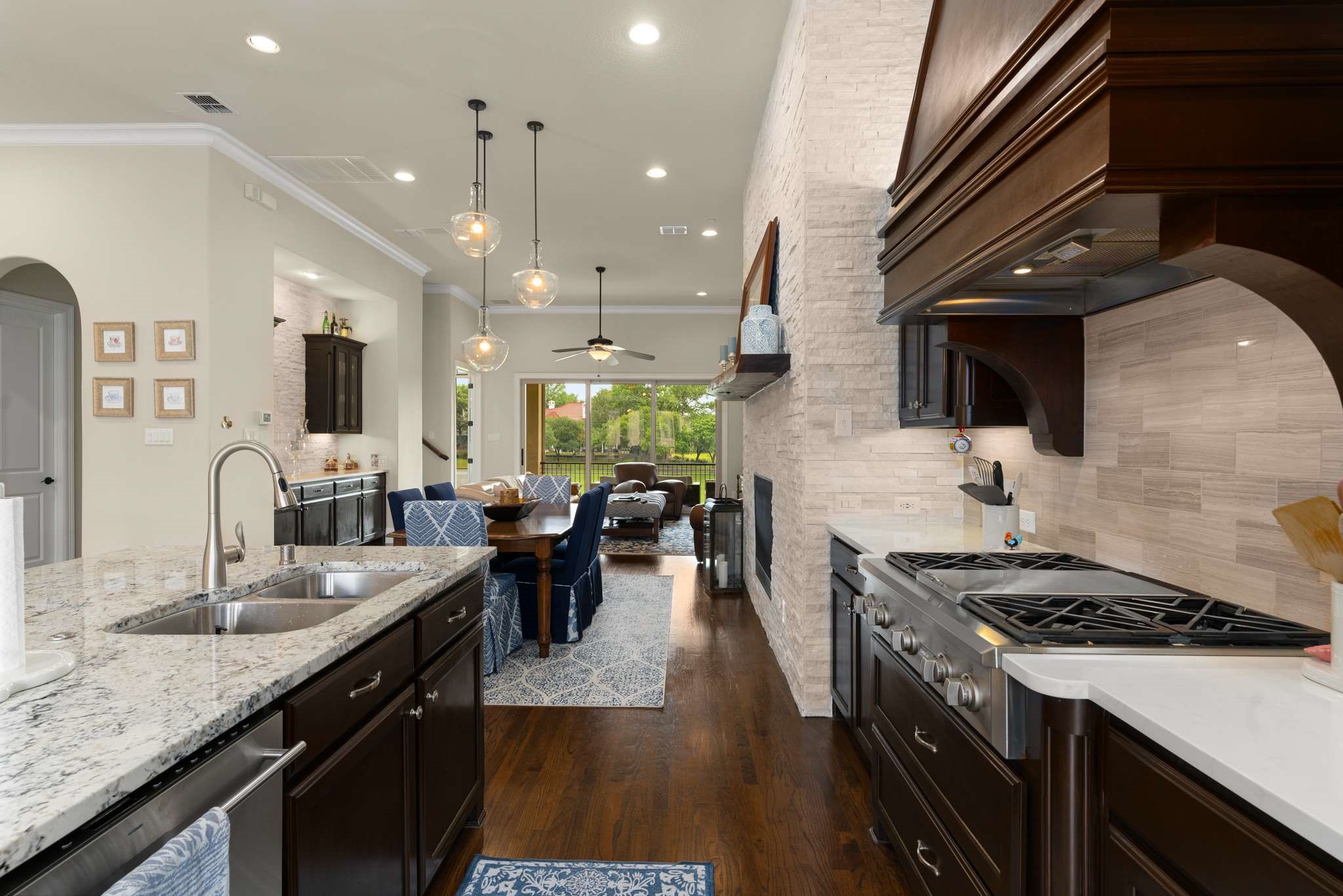4819 Cloudcroft Lane Irving TX 75038