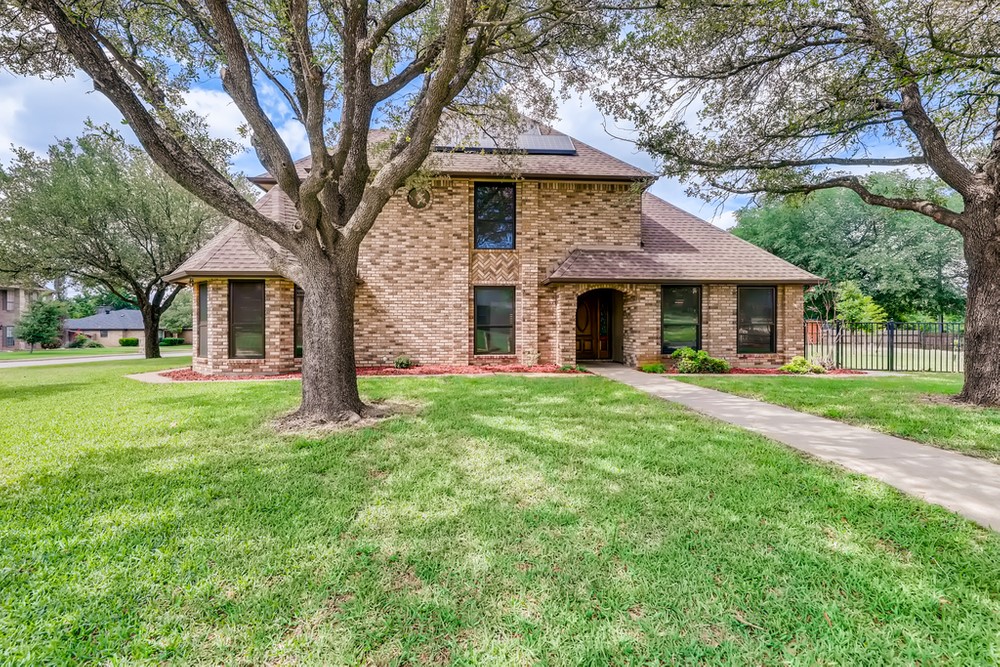 618 Hillside Drive Kennedale TX 76060