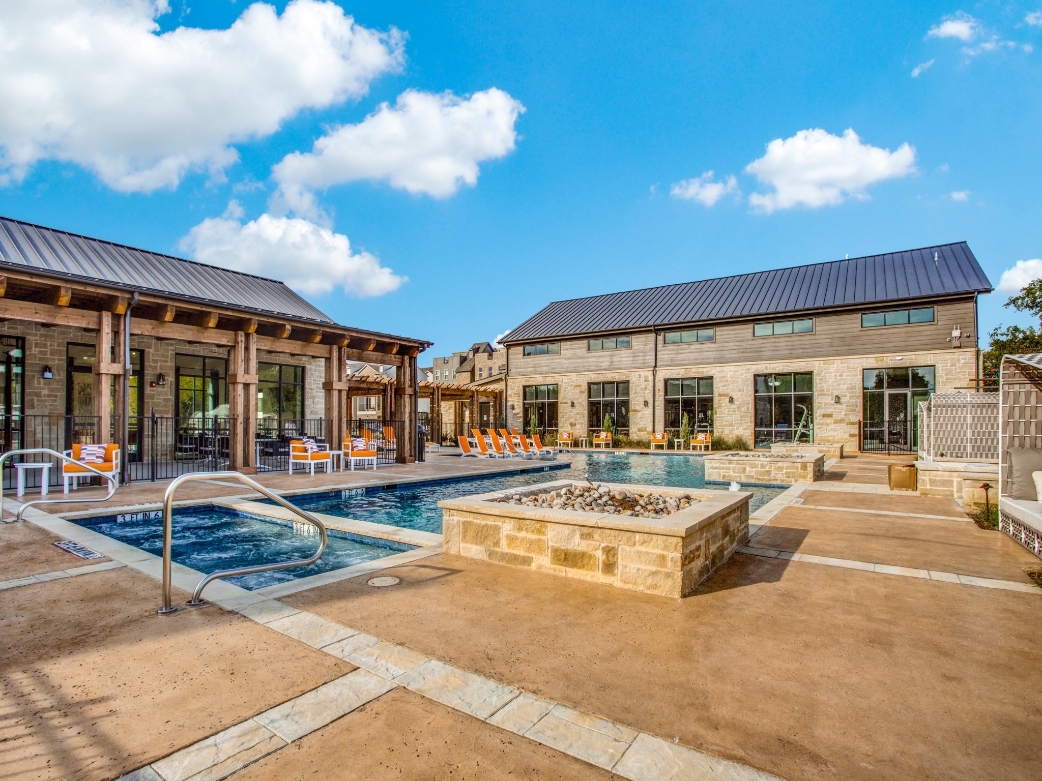 2468 Carmelita Street Dallas TX 75212