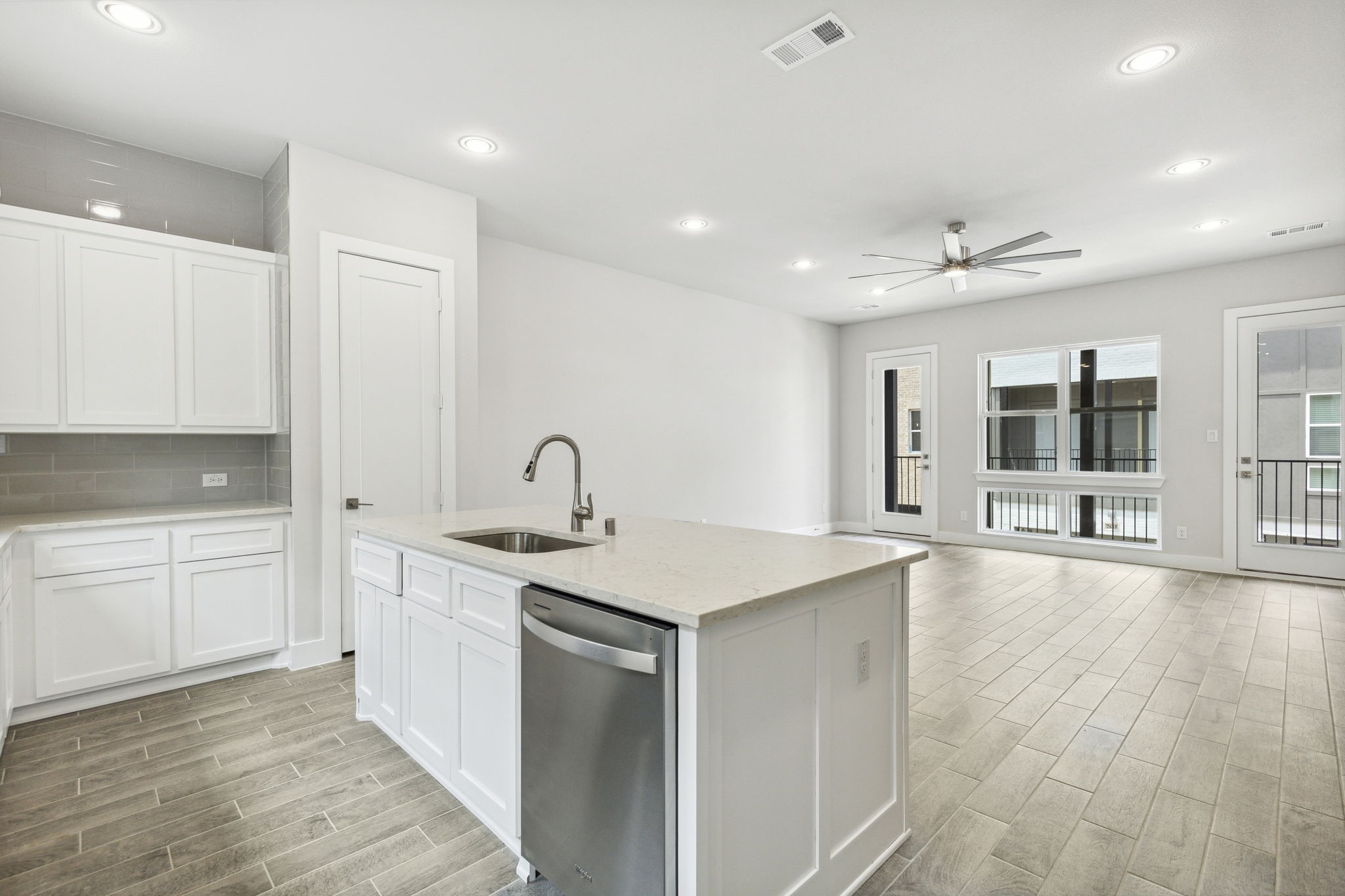 2468 Carmelita Street Dallas TX 75212