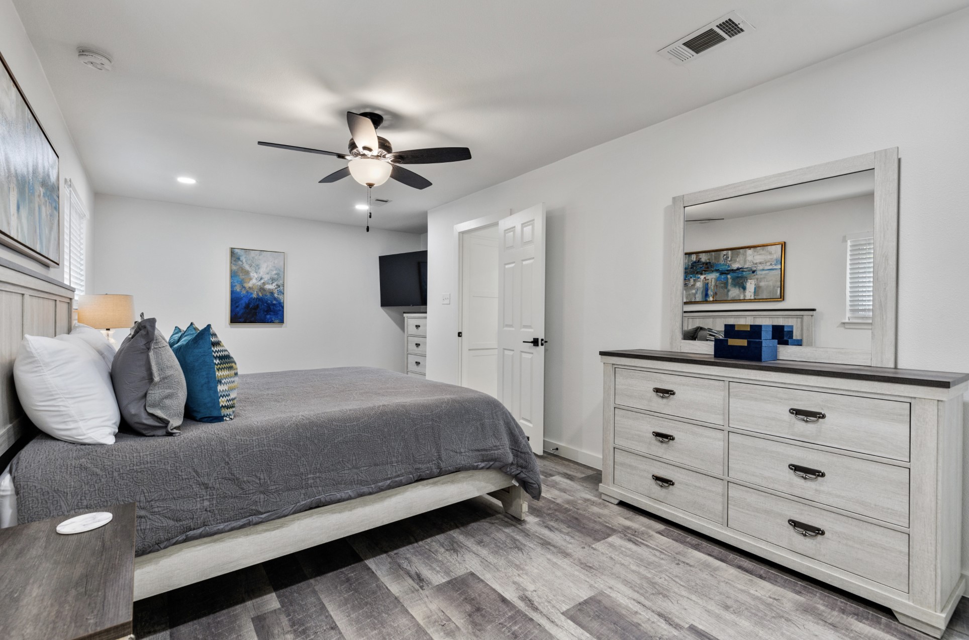 1044 Meadowbrook Drive Grapevine TX 76051