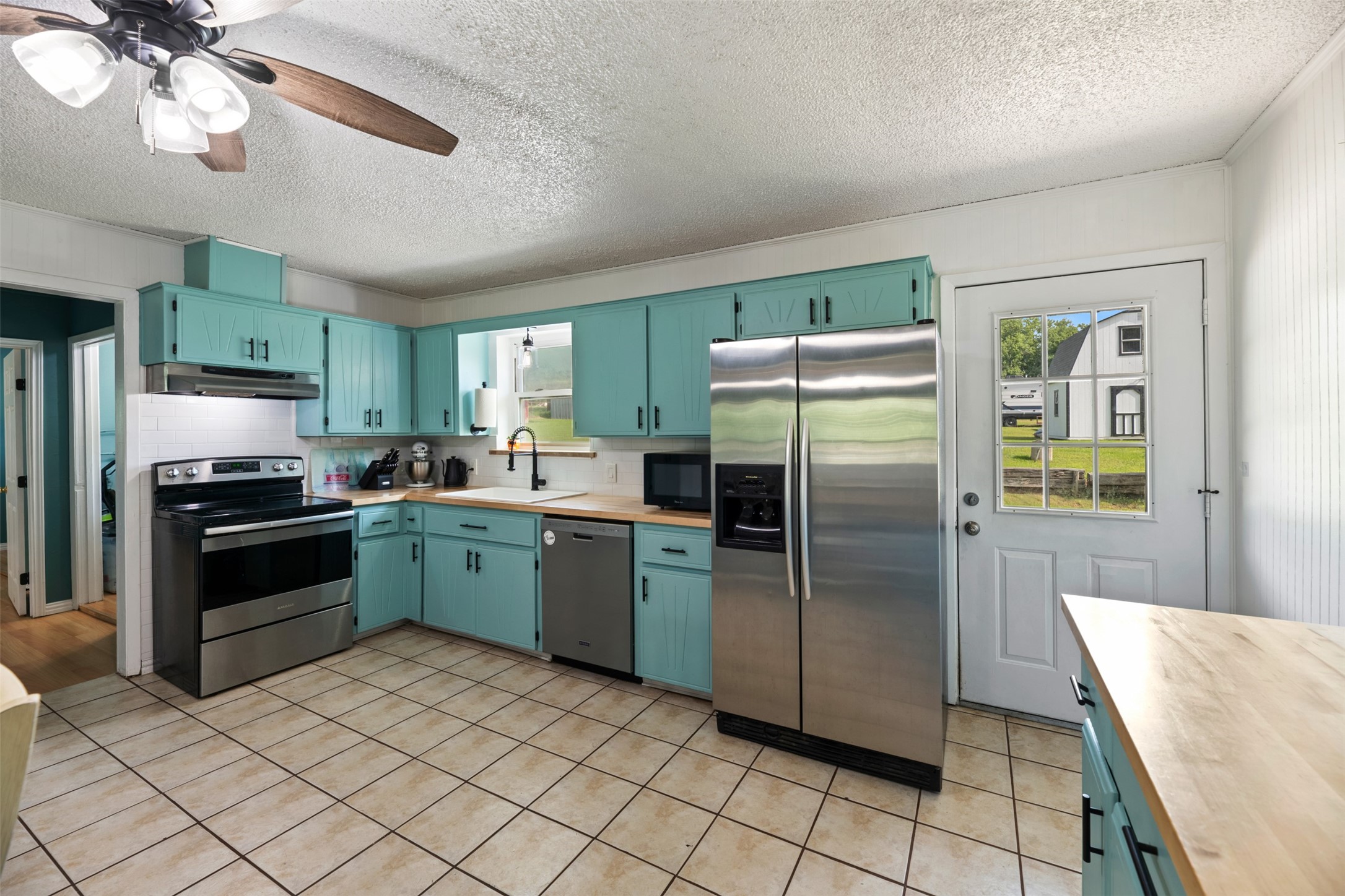 2268 Tanglewood Street Weatherford TX 76085