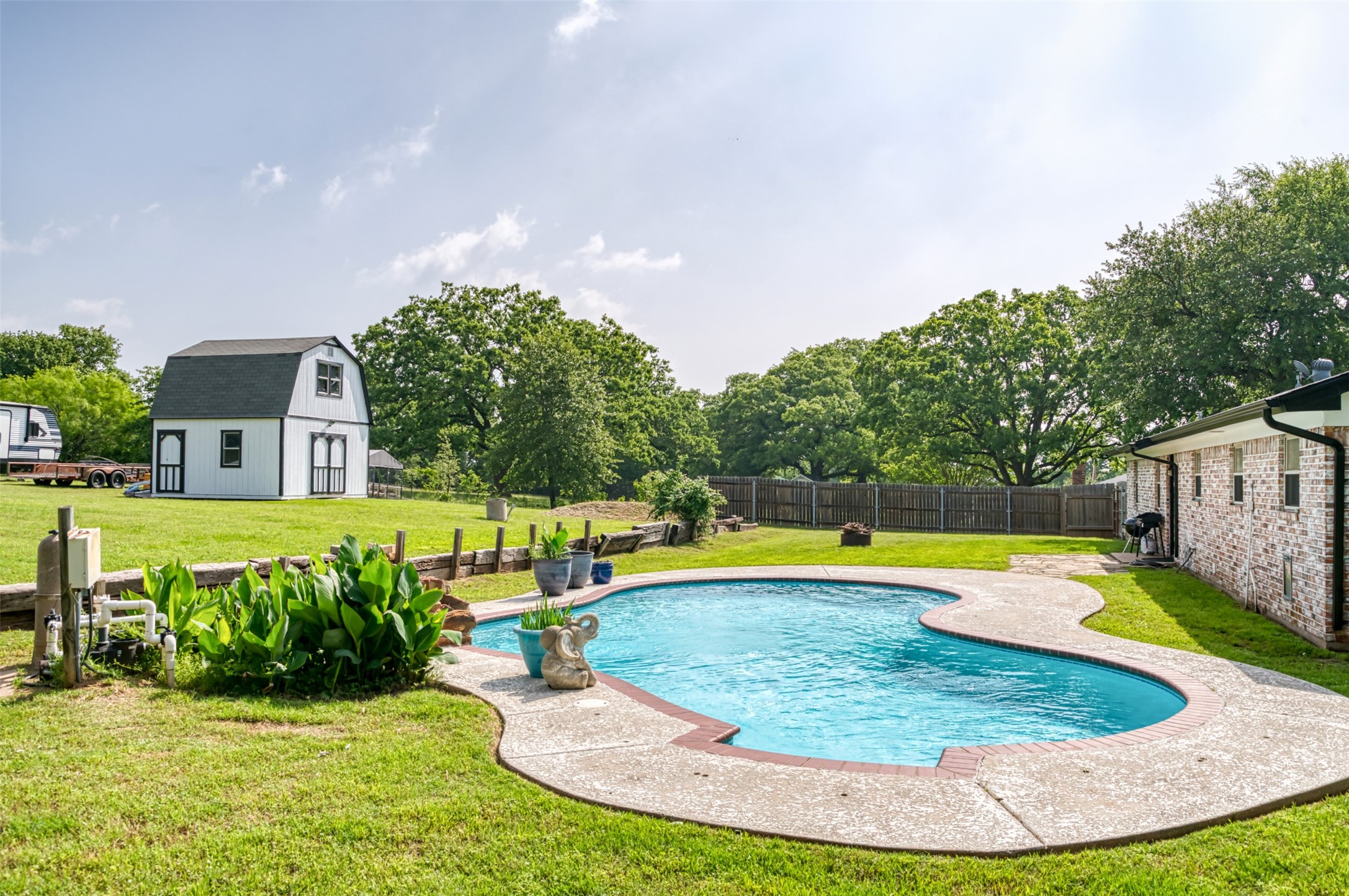 2268 Tanglewood Street Weatherford TX 76085