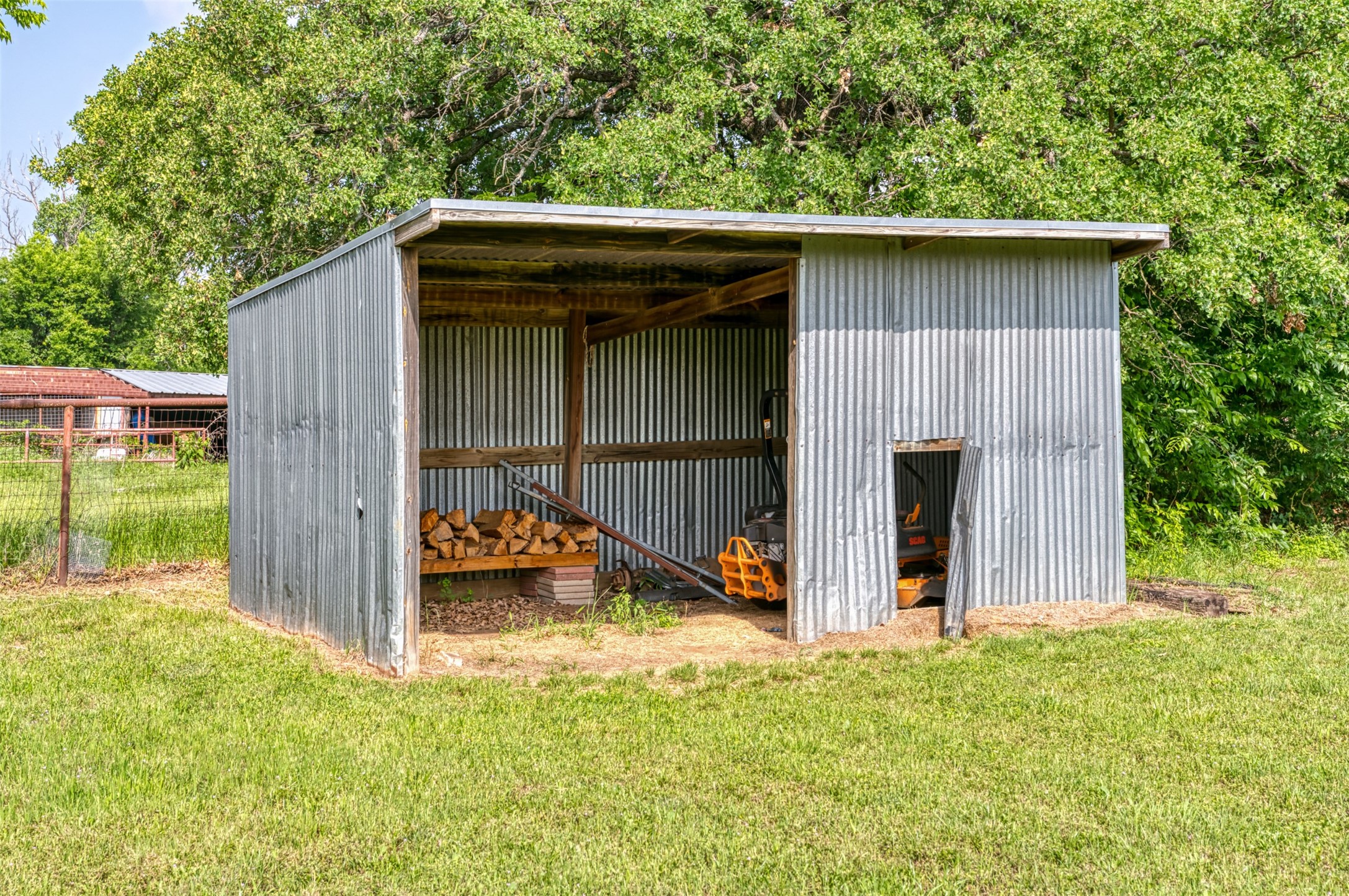 2268 Tanglewood Street Weatherford TX 76085