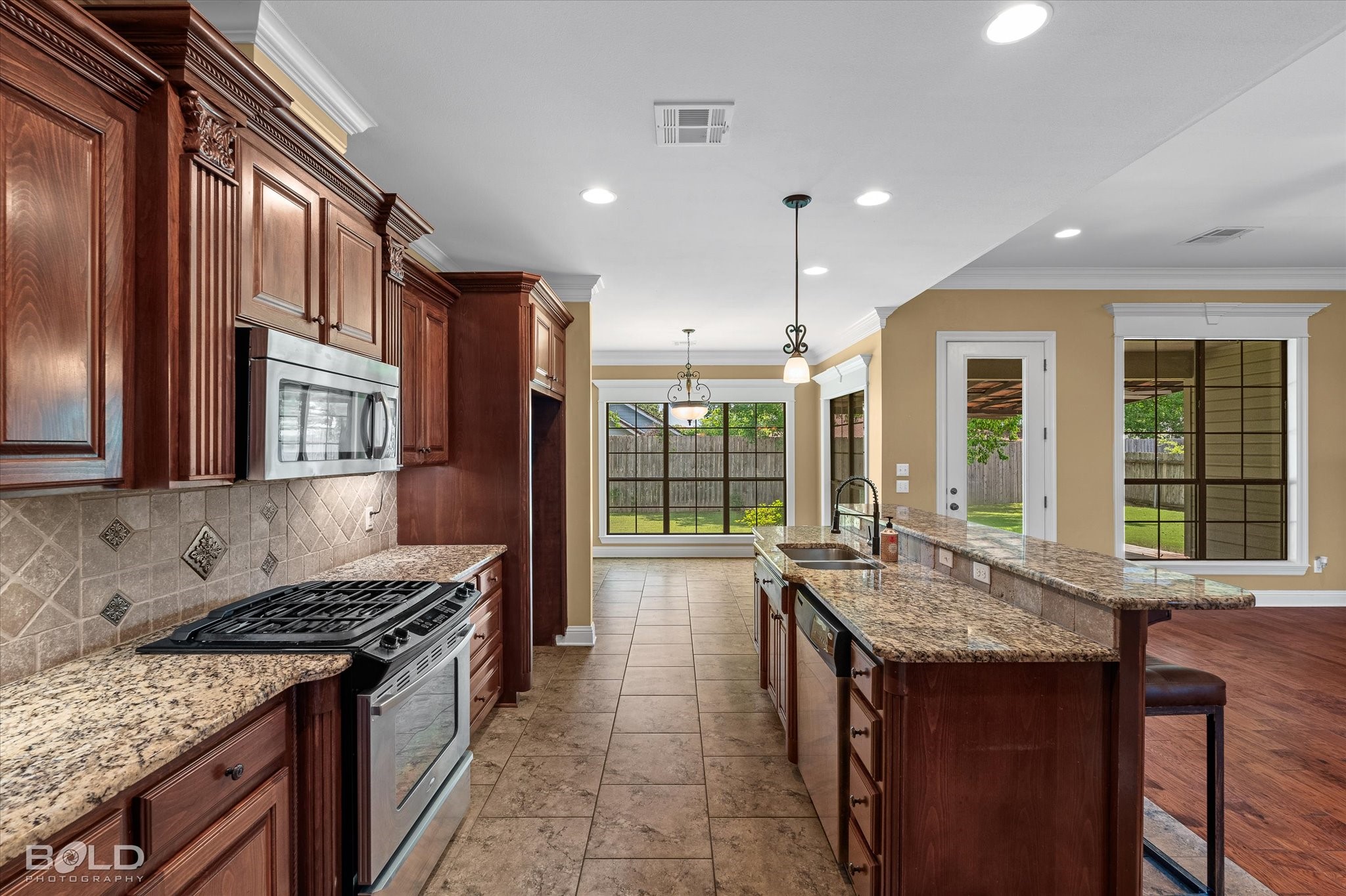 4406 Ellis Court Benton LA 71006